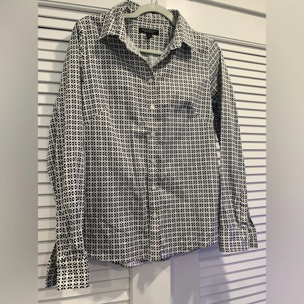 Banana Republic button down classic novelty print  business office size 10 - Picture 3 of 6
